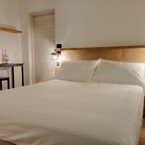 Hasu Rental Rooms